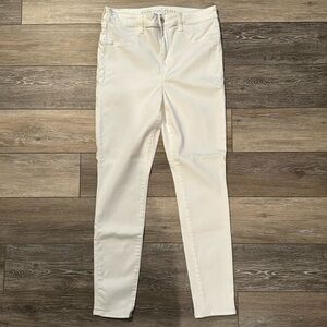 American Eagle White High Rise Jeggings